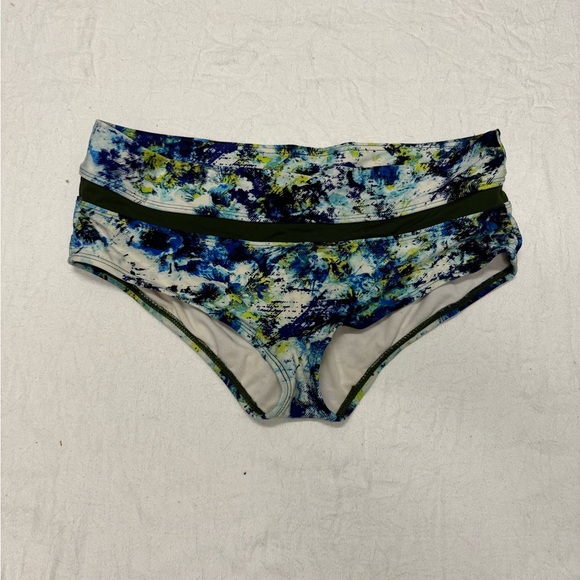 Athleta tankini. Excellent condition. Flattering fit. - Picture 3 of 5